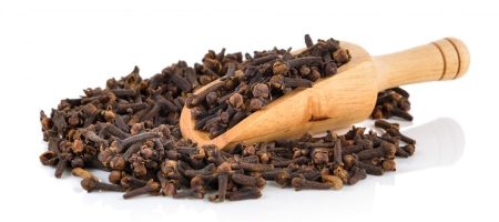 spice-cloves-isolated_55883-7701